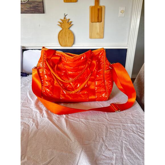 Ah·dorned Orange Quilted Puffer Crossbody Tote Bag – Adjustable Strap - Picture 3 of 9